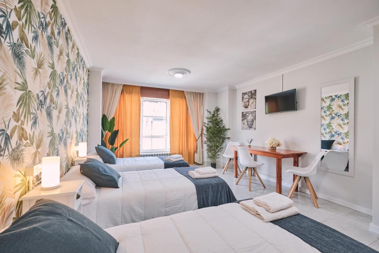 Peregrina Pension 5 O Pedrouzo Εξωτερικό φωτογραφία